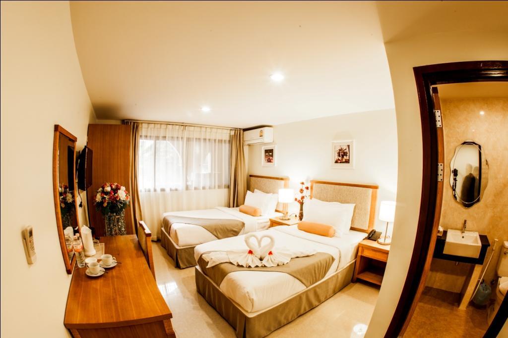 Babylon Palace Hotel Pattaya Exterior photo